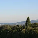 Domaine De Montclair