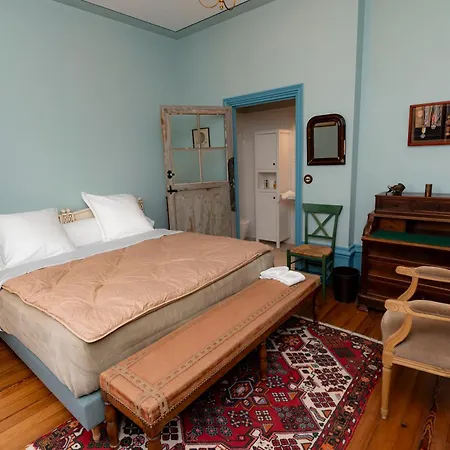 Domaine De Montclair Bed & Breakfast *
